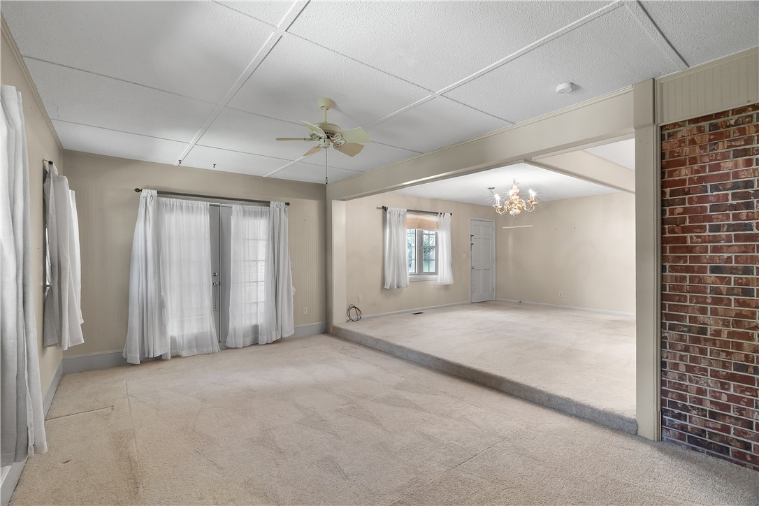 1116 S Andover Drive