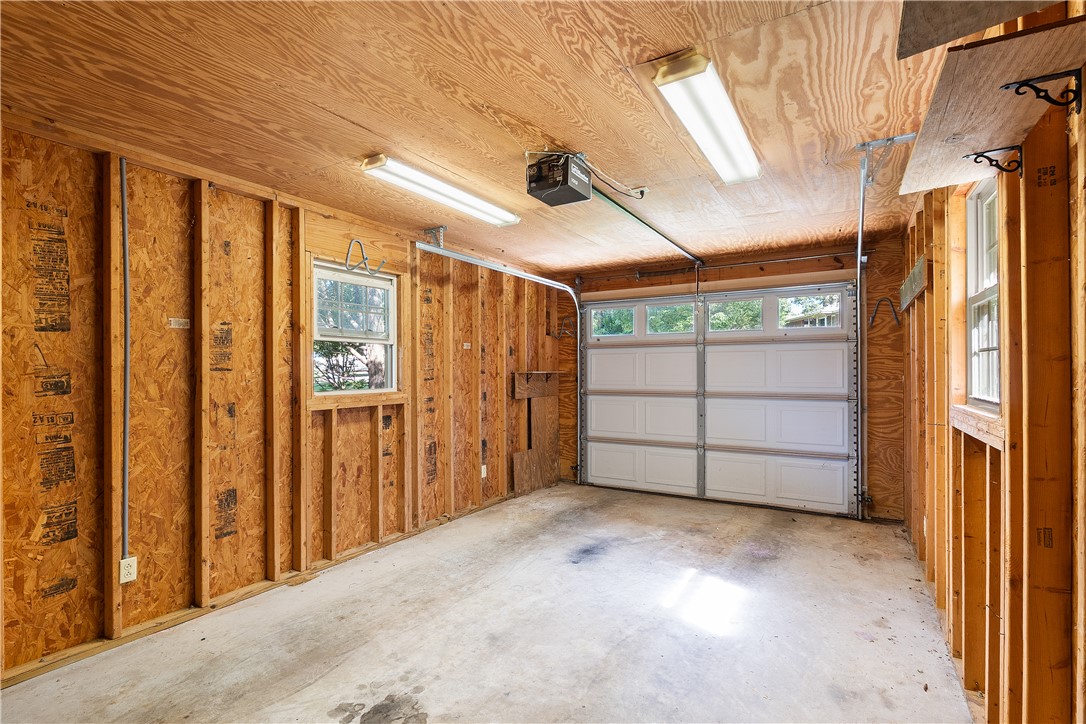 1116 S Andover Drive