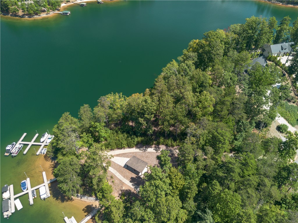 2000 Aberdeen Ln Squirrel Point