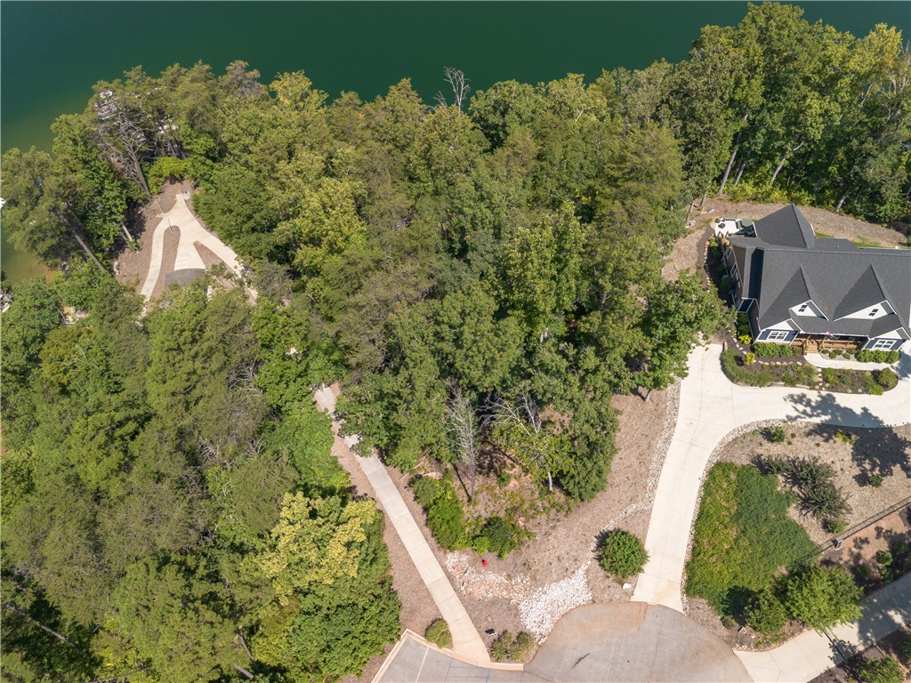 2000 Aberdeen Ln Squirrel Point