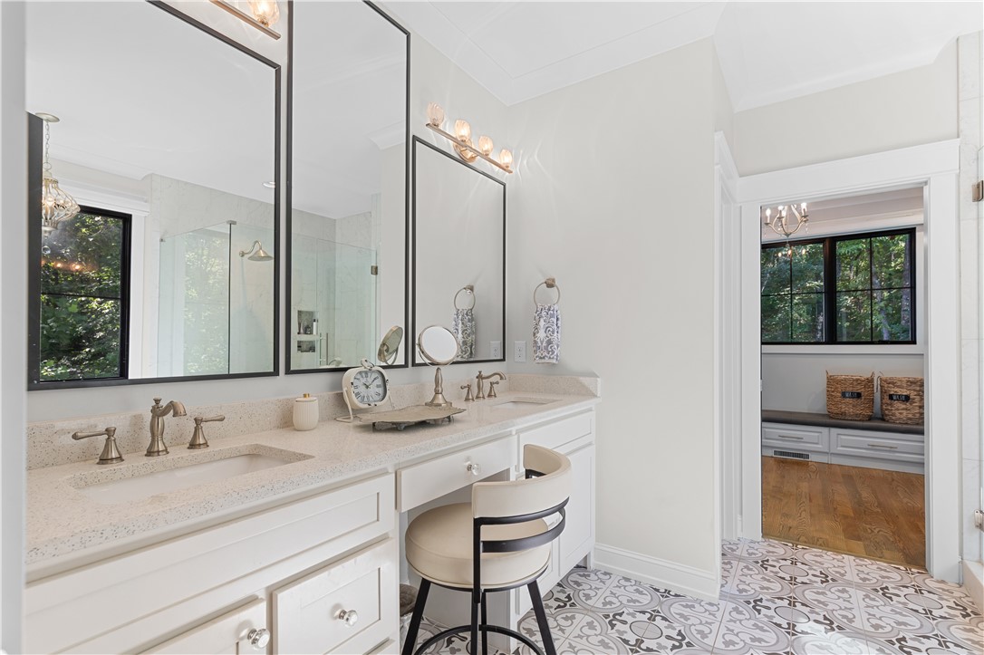 511 Oakdale Lane