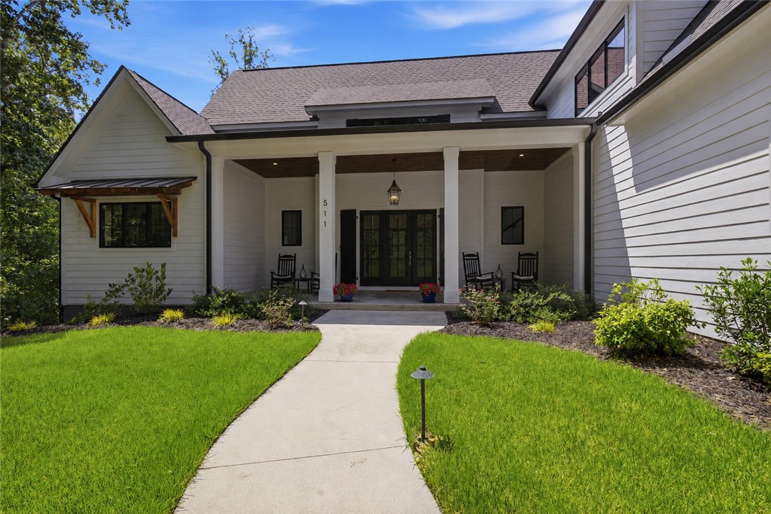 511 Oakdale Lane