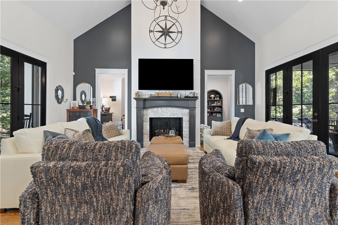 511 Oakdale Lane