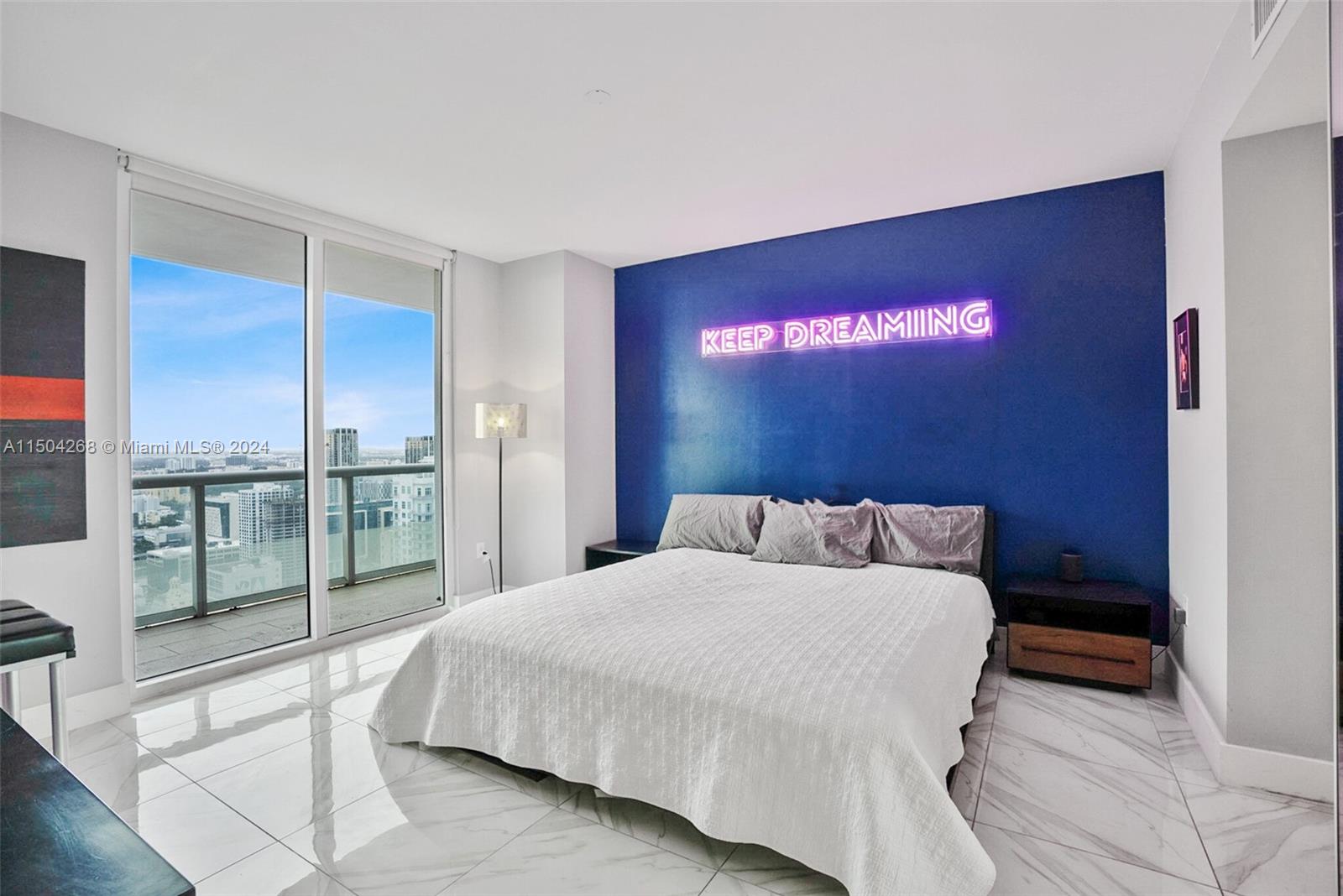 50 Biscayne Blvd # 4611