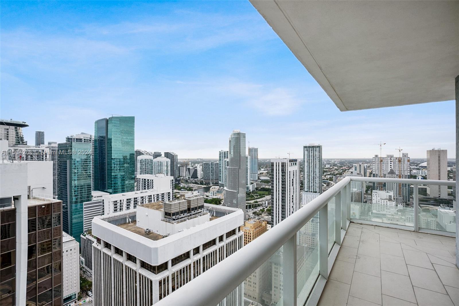 50 Biscayne Blvd # 4611