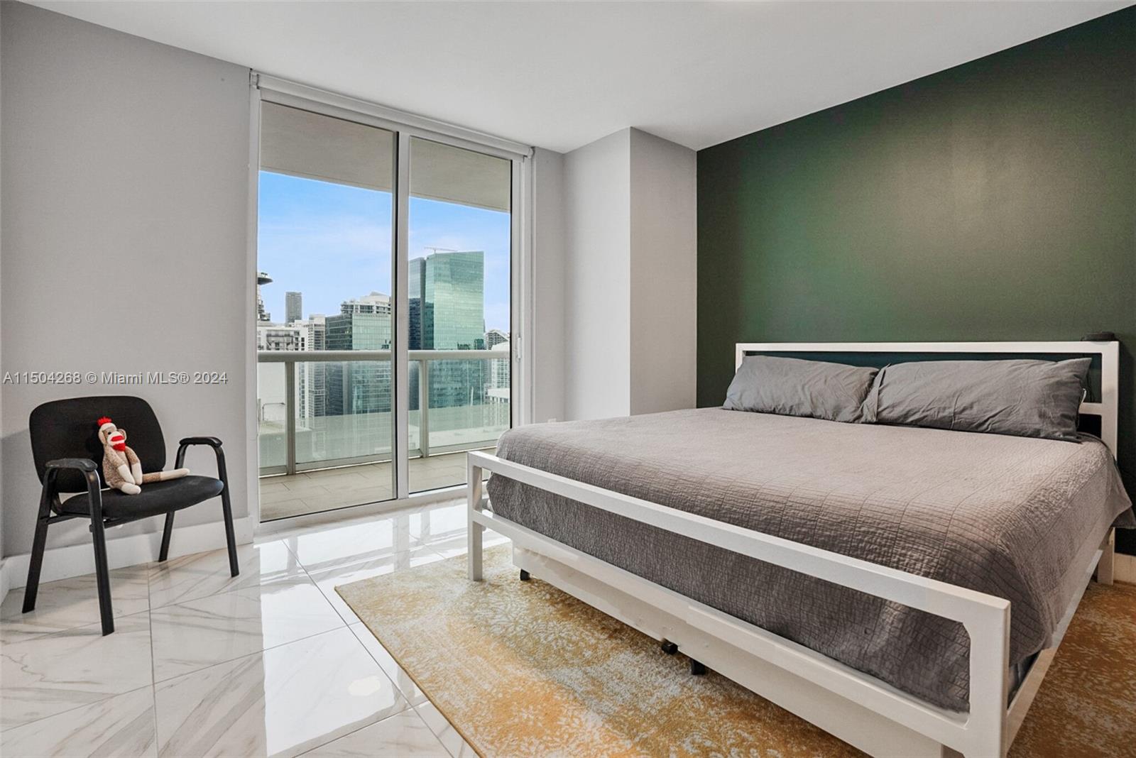 50 Biscayne Blvd # 4611