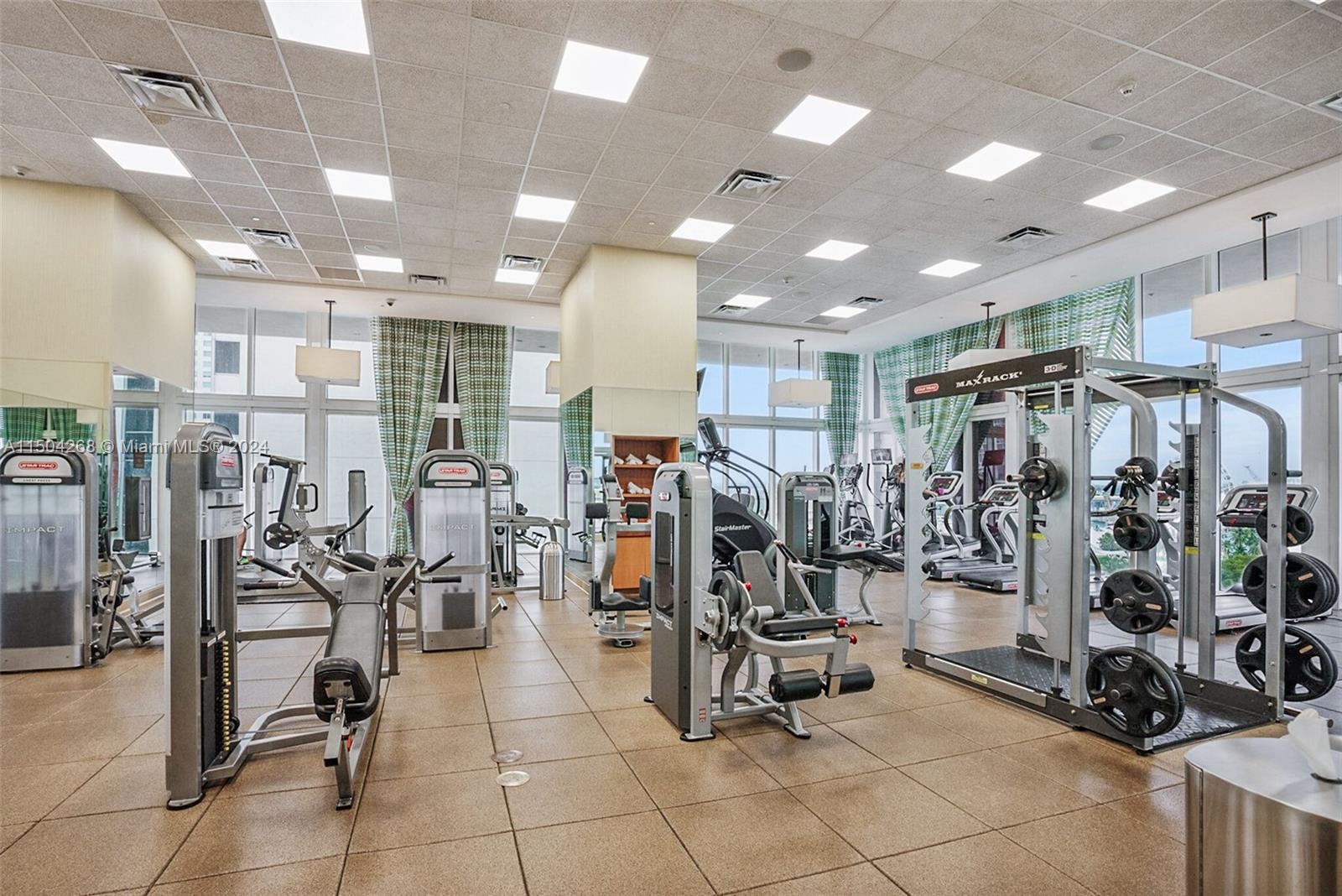 50 Biscayne Blvd # 4611