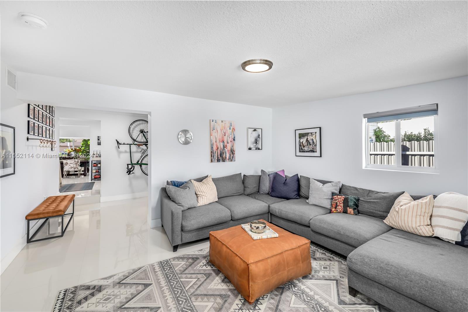 1153 SW 20th Ave