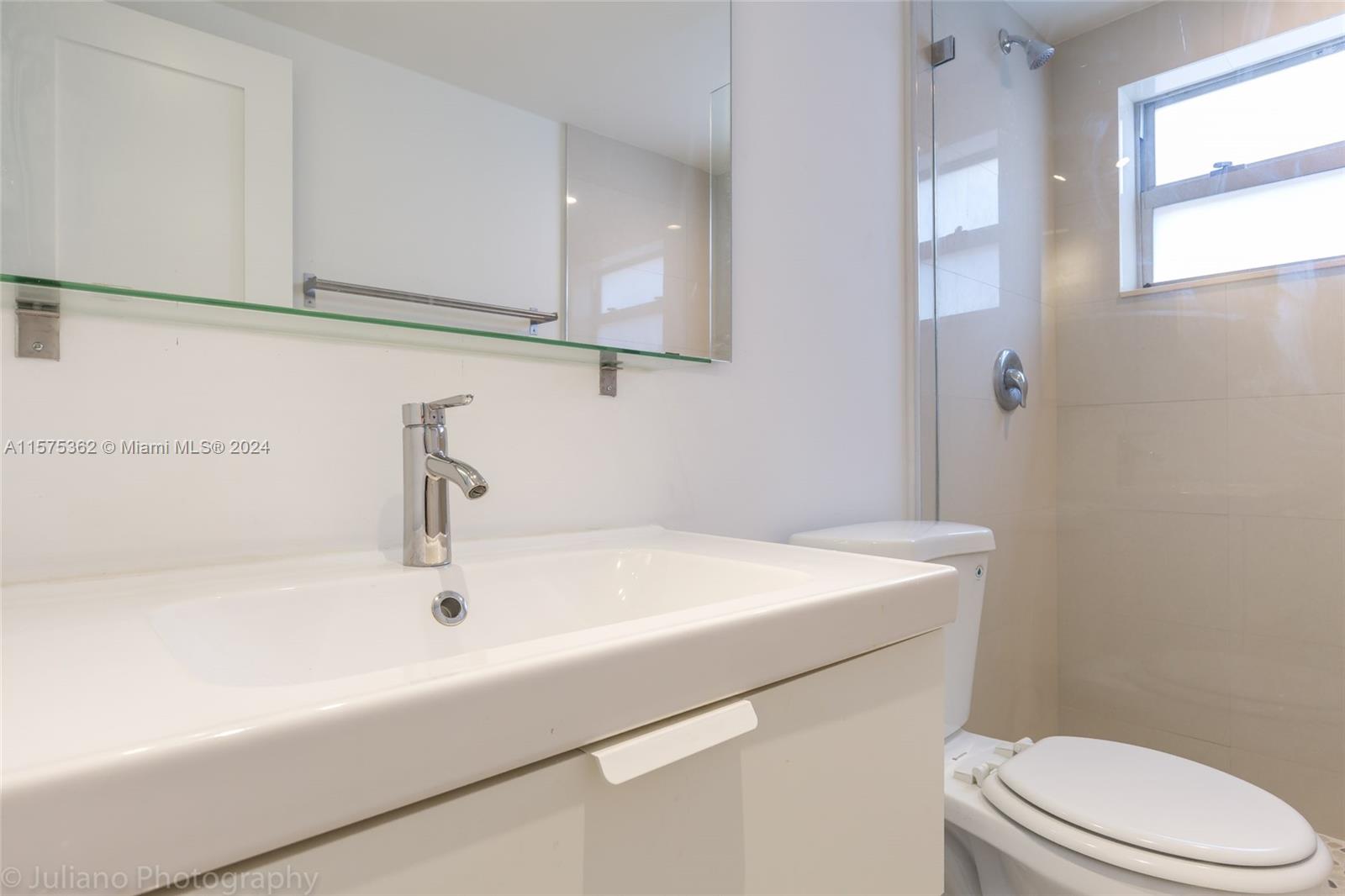 915 Jefferson Ave # 2A