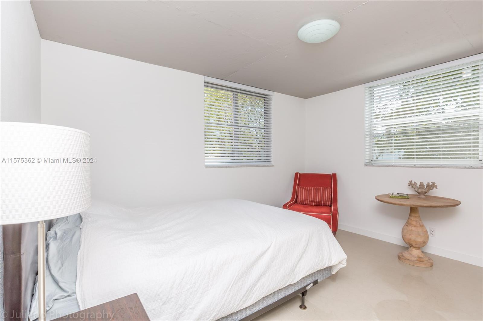 915 Jefferson Ave # 2A