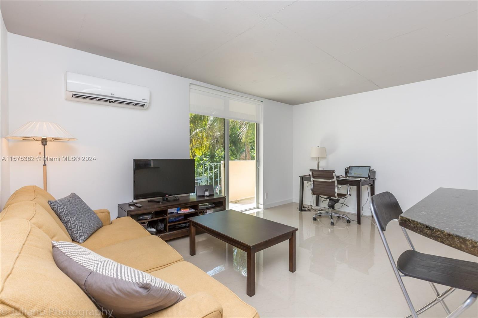 915 Jefferson Ave # 2A