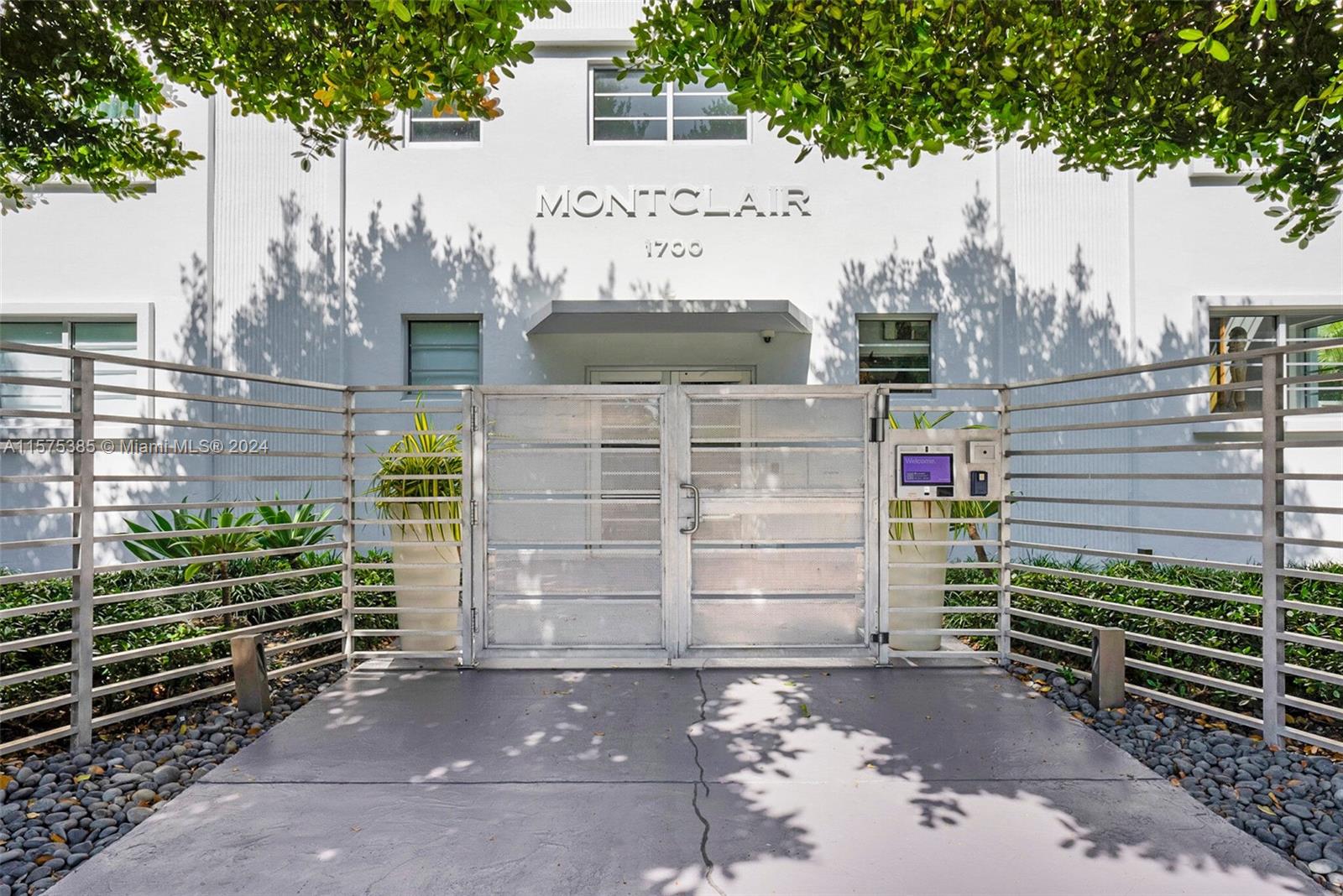 1700 Meridian Ave # 208