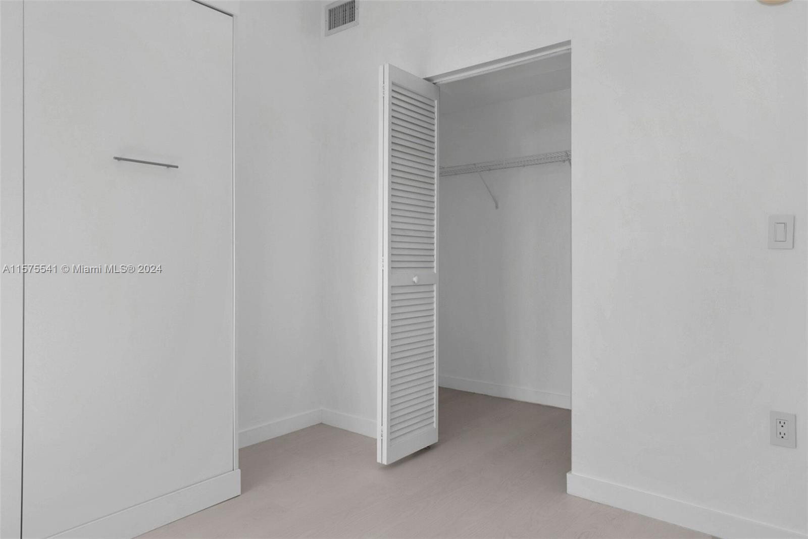 951 Brickell Ave # 2206