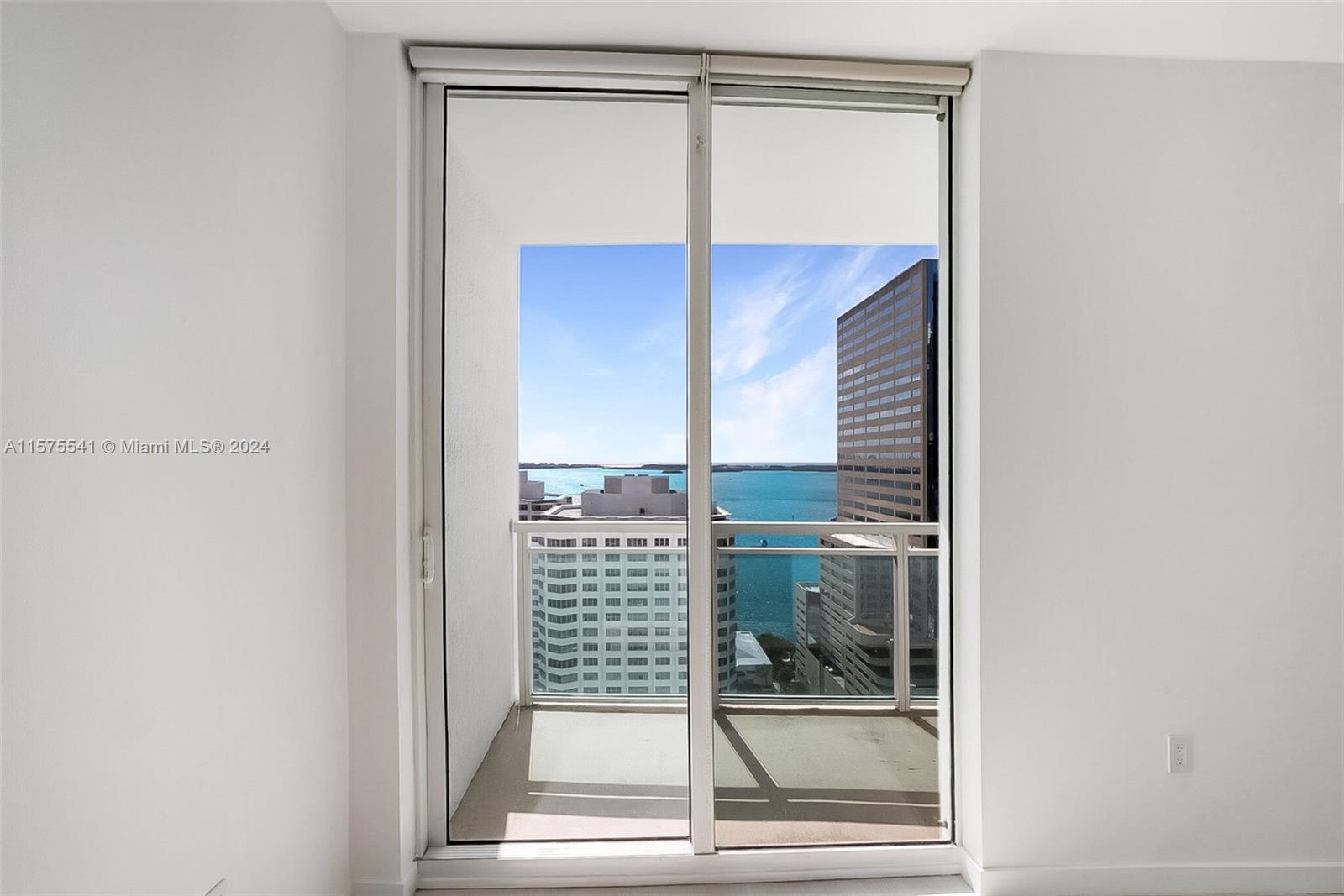951 Brickell Ave # 2206
