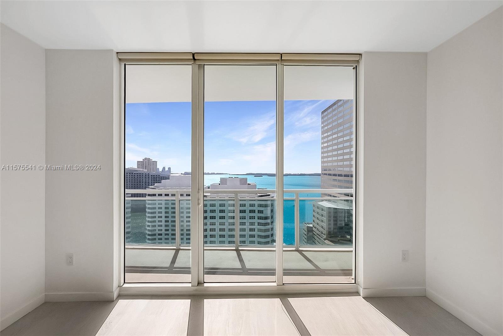 951 Brickell Ave # 2206