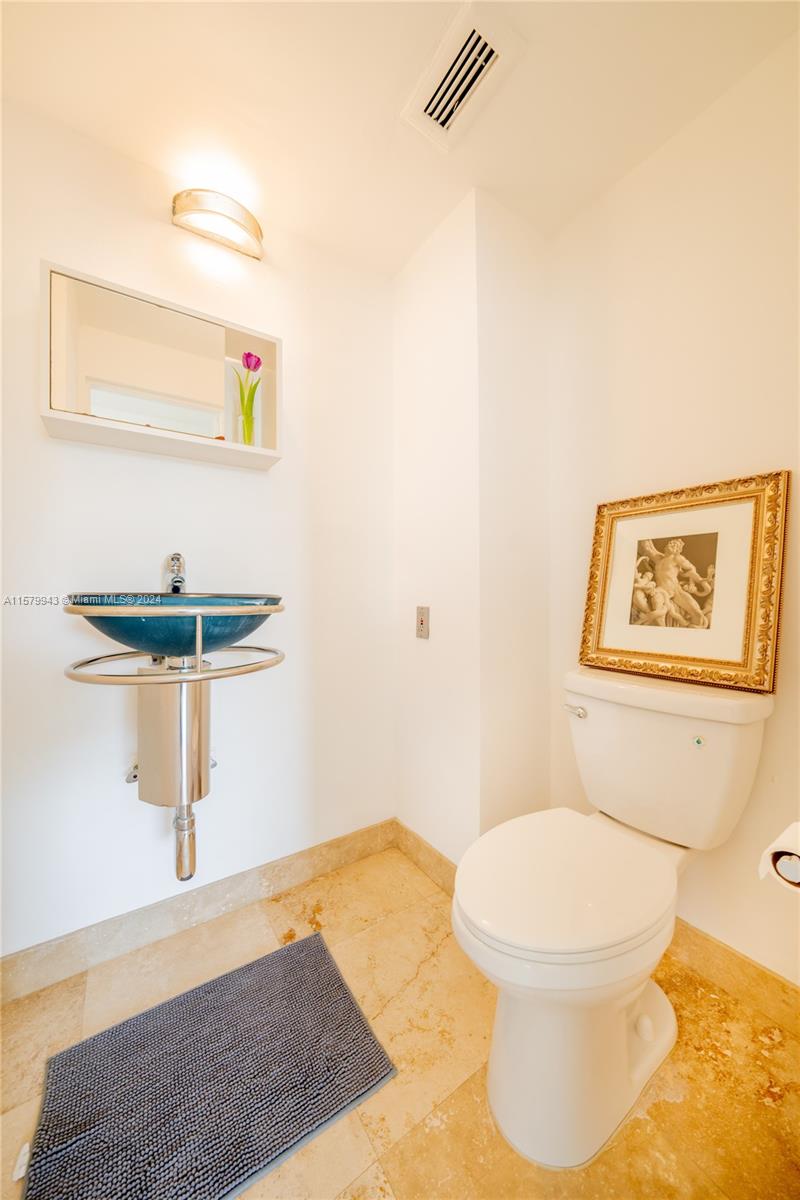 20 Island Ave # 211