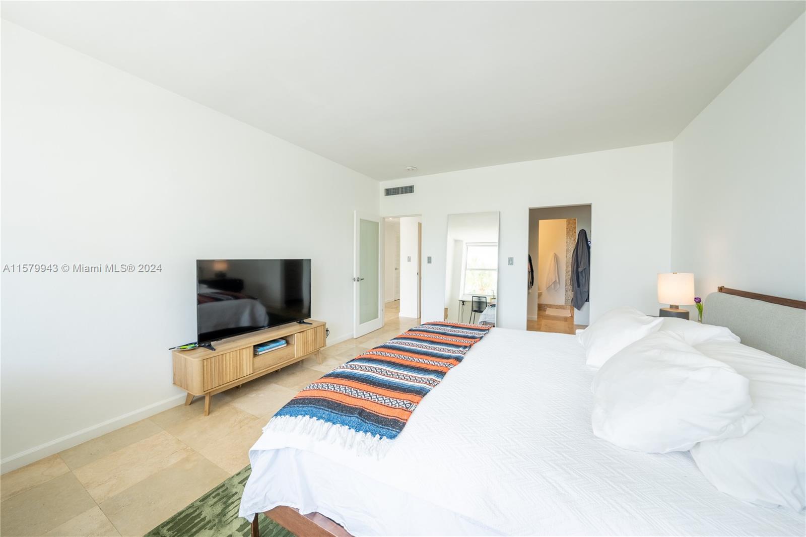 20 Island Ave # 211