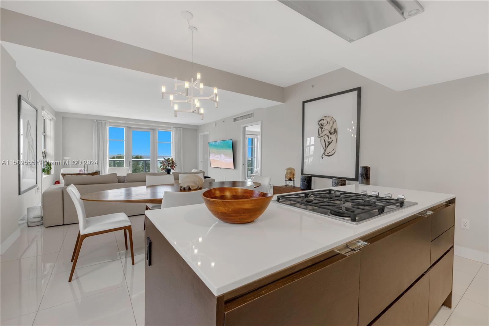 3739 Collins Ave # 302 Unit: N-302