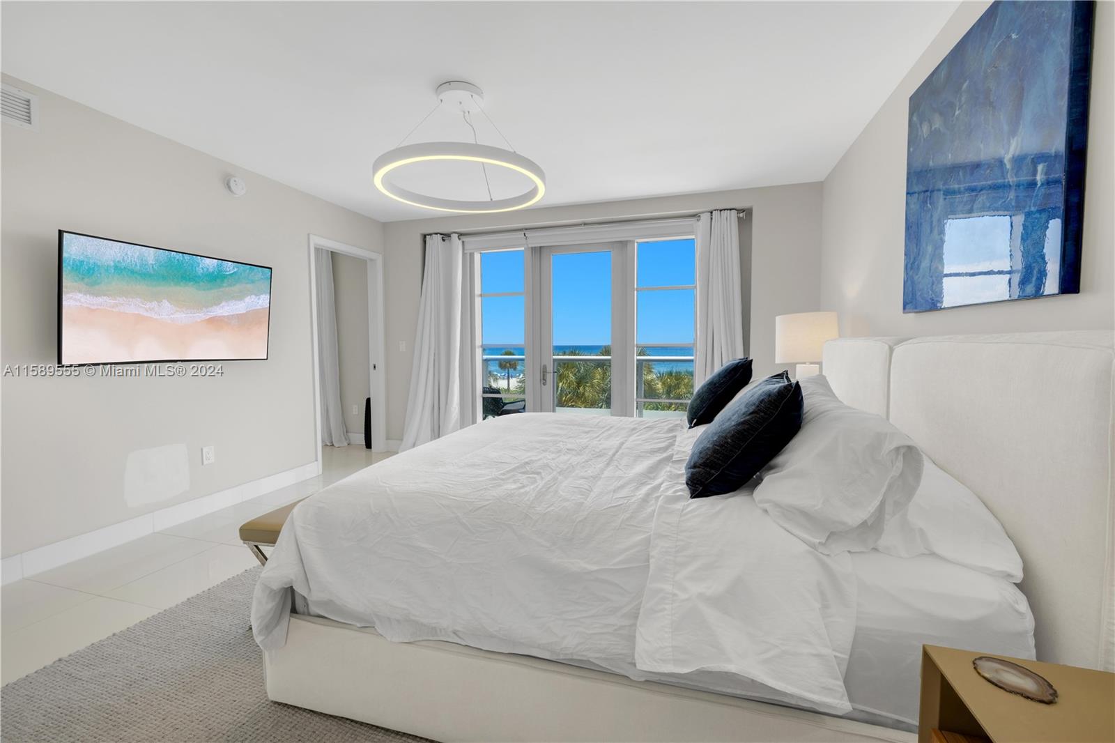 3739 Collins Ave # 302 Unit: N-302