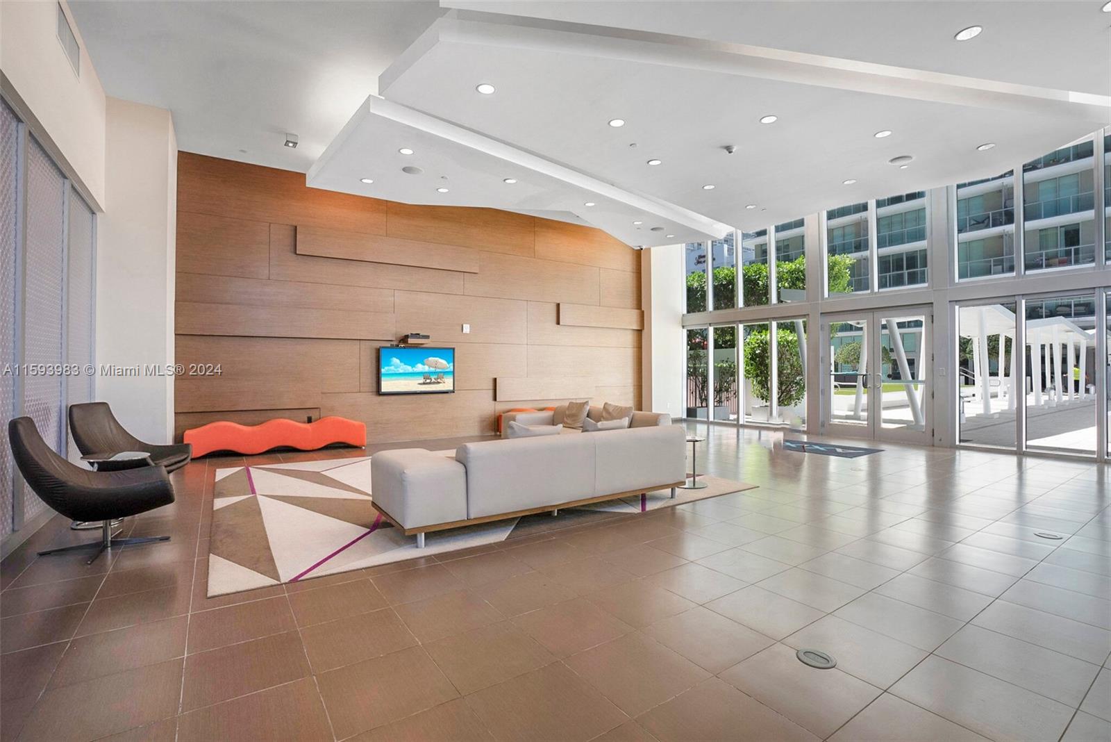1111 SW 1st Ave Unit: UPH4022-