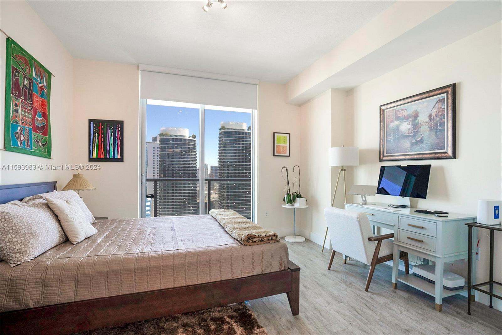 1111 SW 1st Ave Unit: UPH4022-