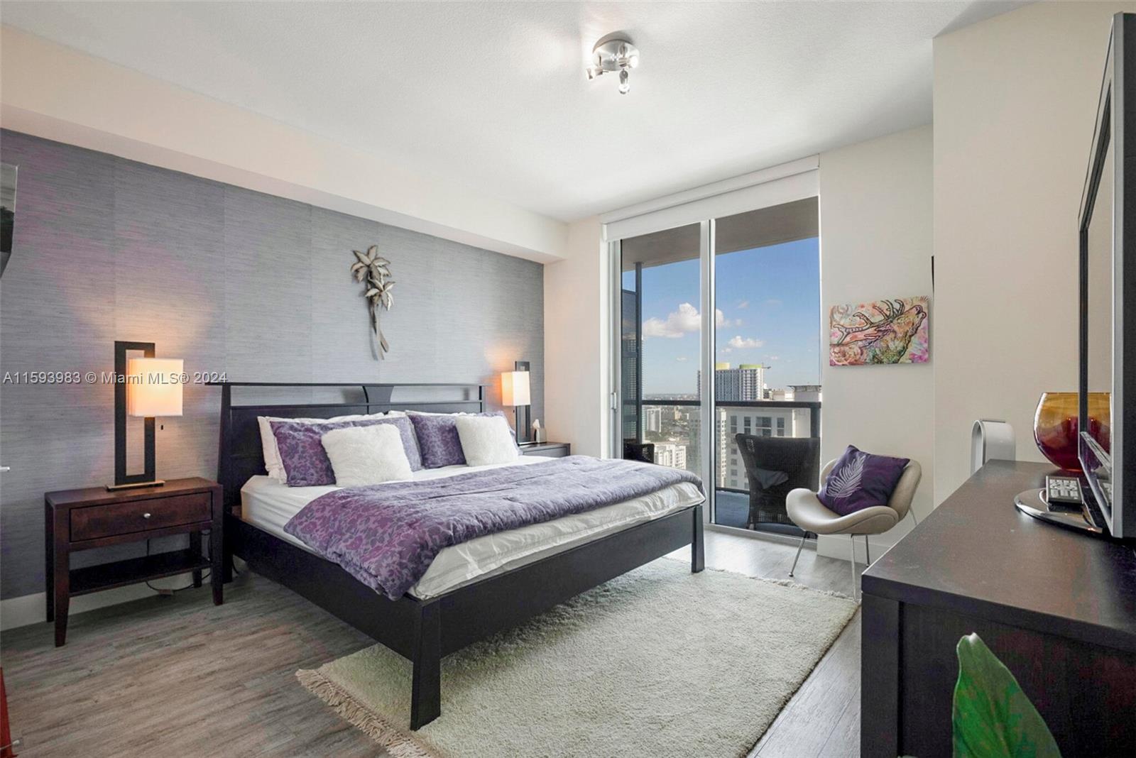 1111 SW 1st Ave Unit: UPH4022-