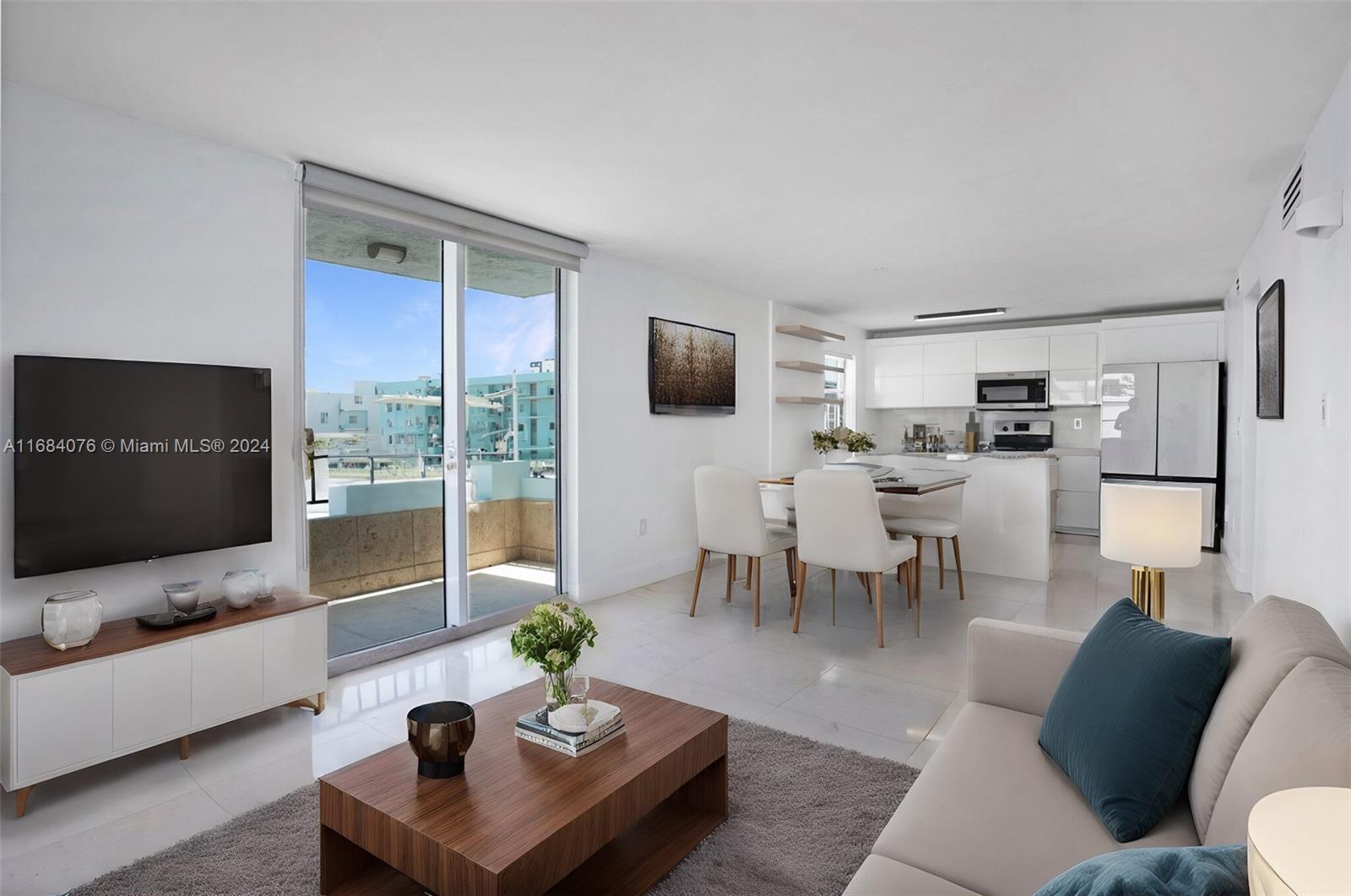 720 Collins Ave # 403