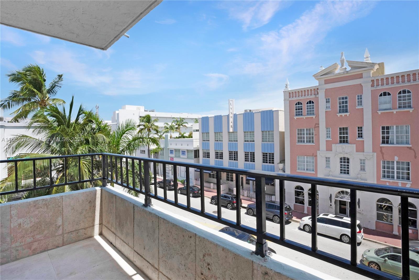 720 Collins Ave # 403