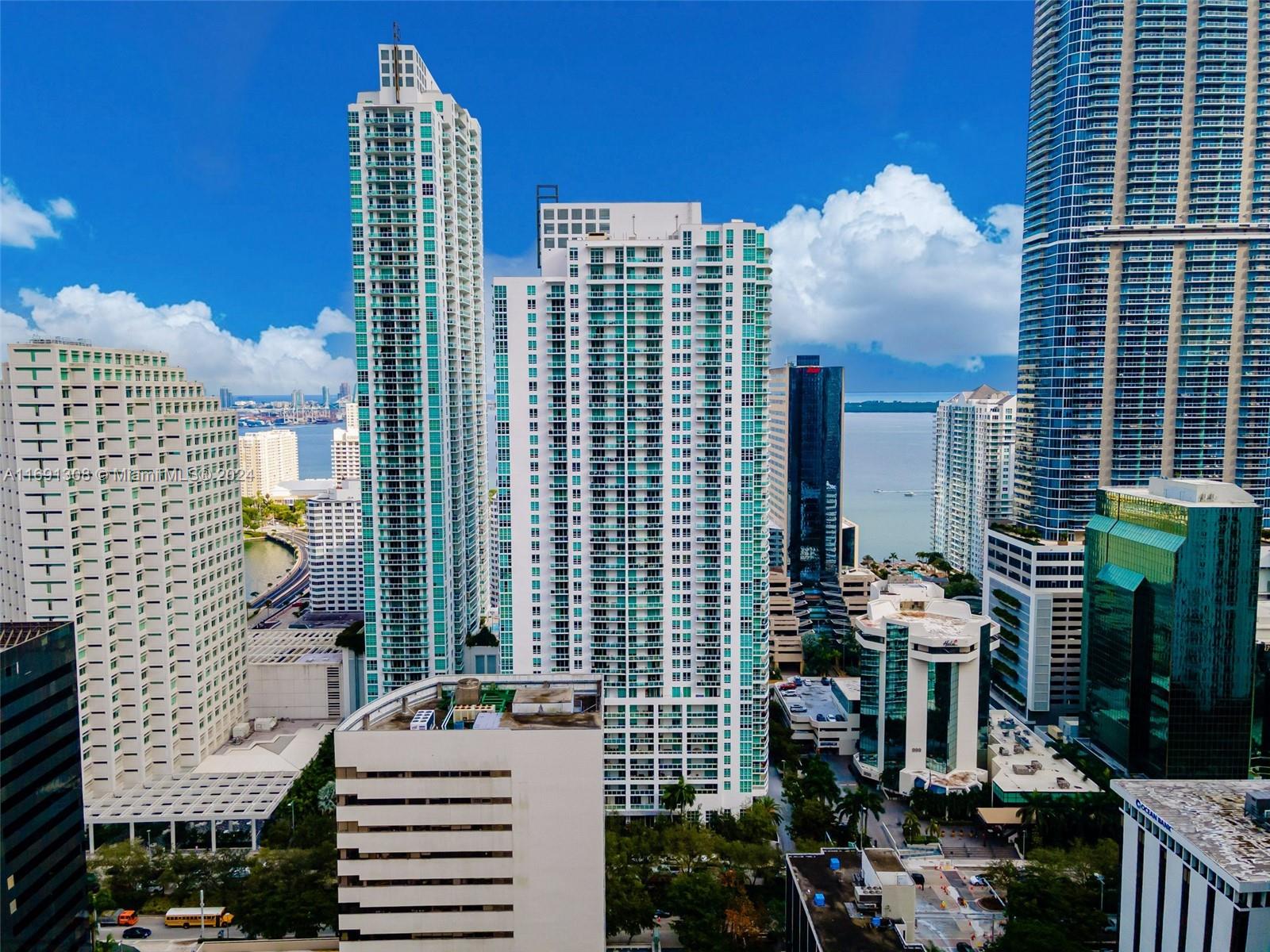 951 Brickell Ave # 1510
