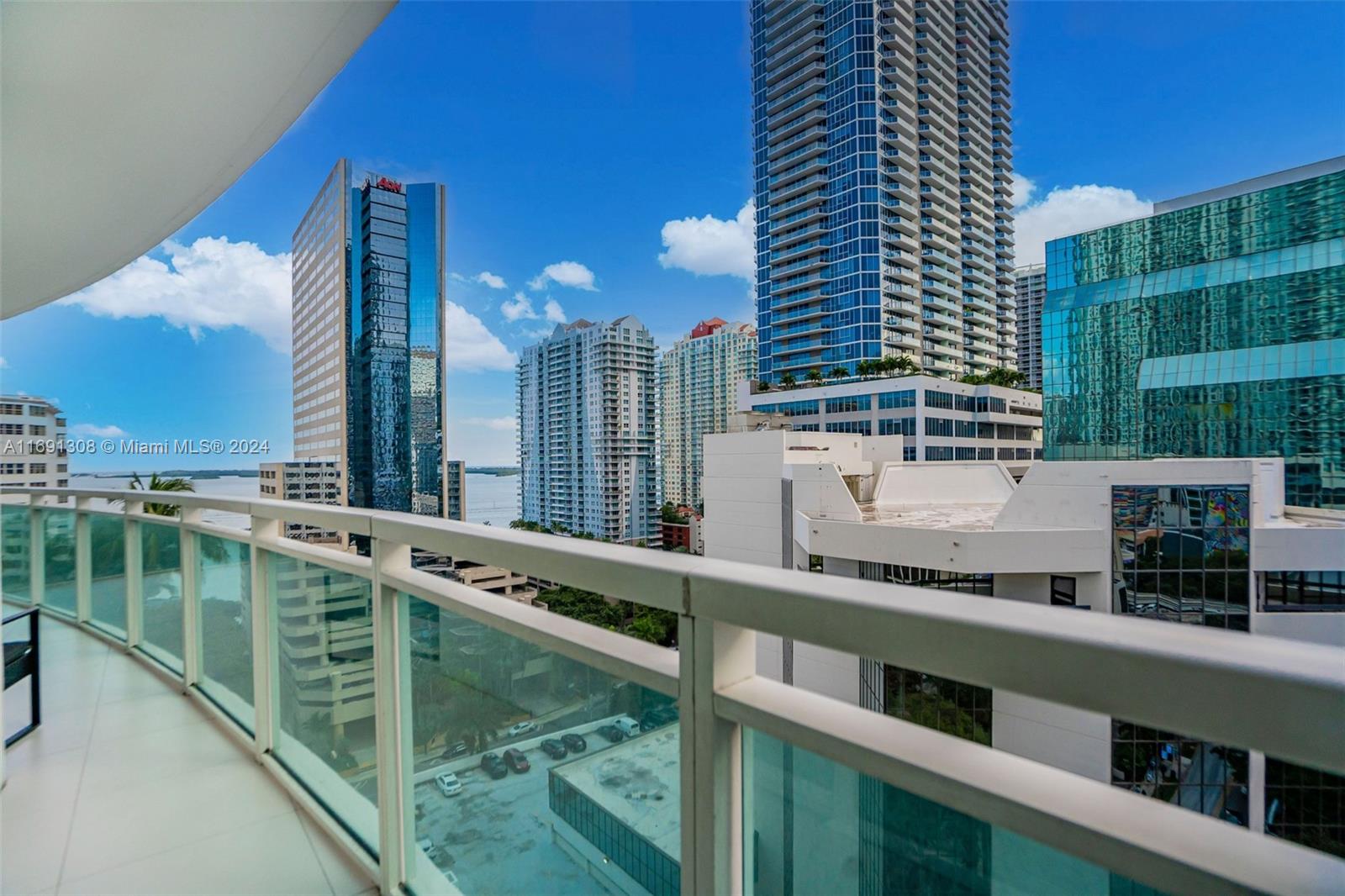 951 Brickell Ave # 1510
