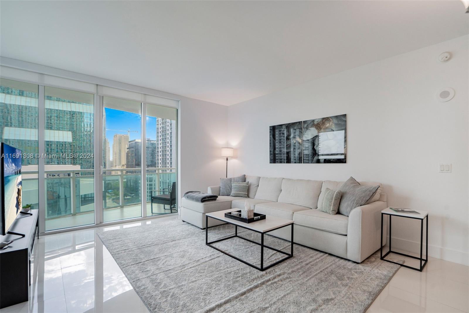 951 Brickell Ave # 1510