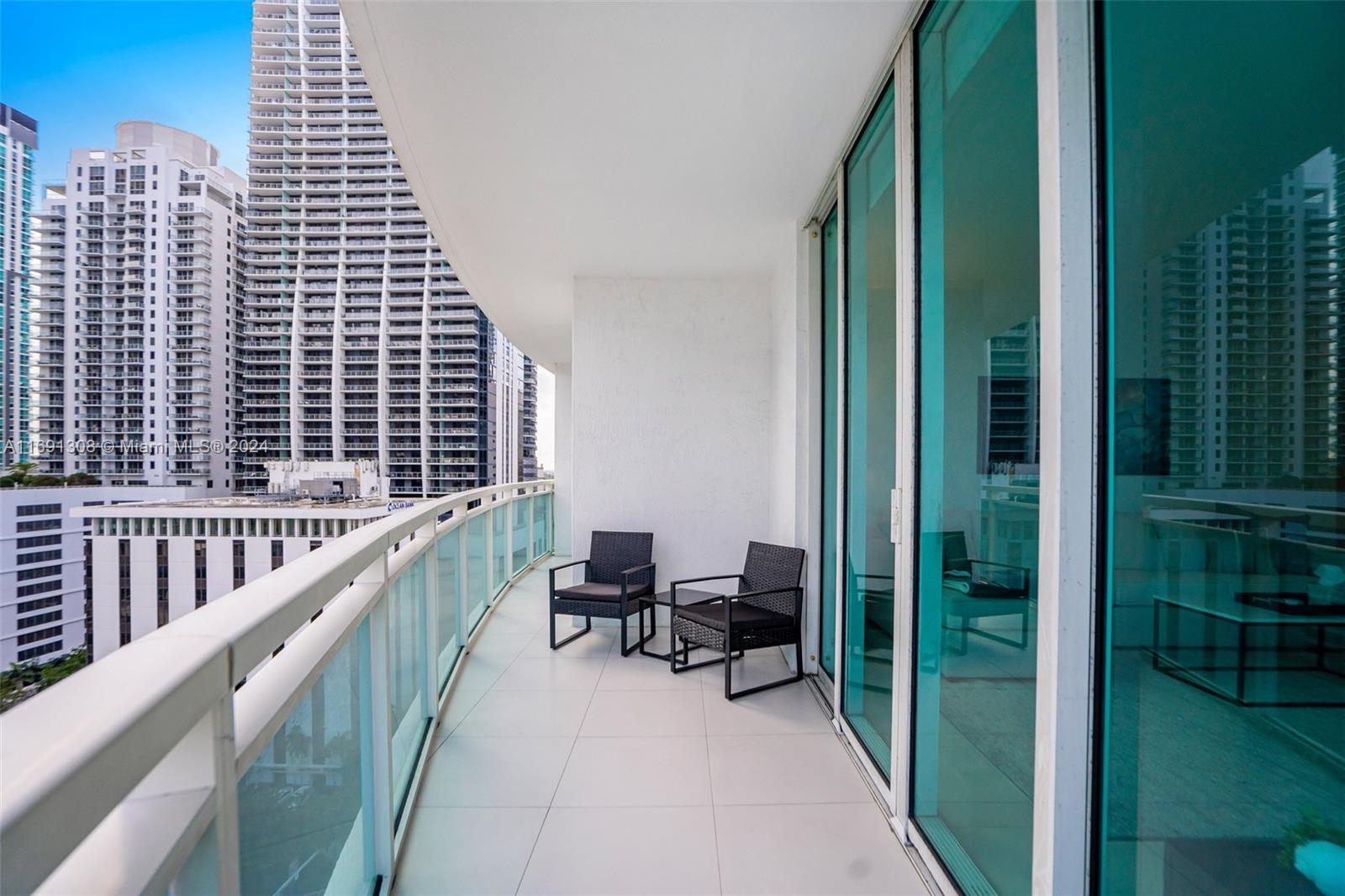 951 Brickell Ave # 1510