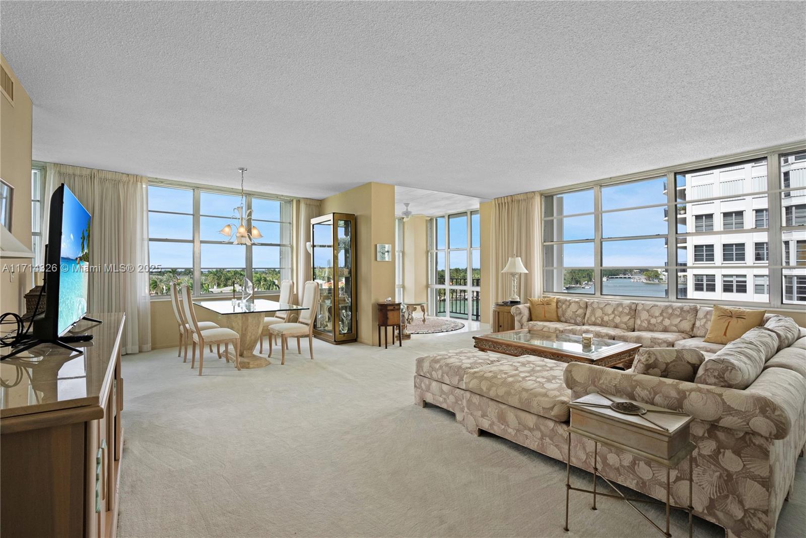 5640 Collins Ave # 6C