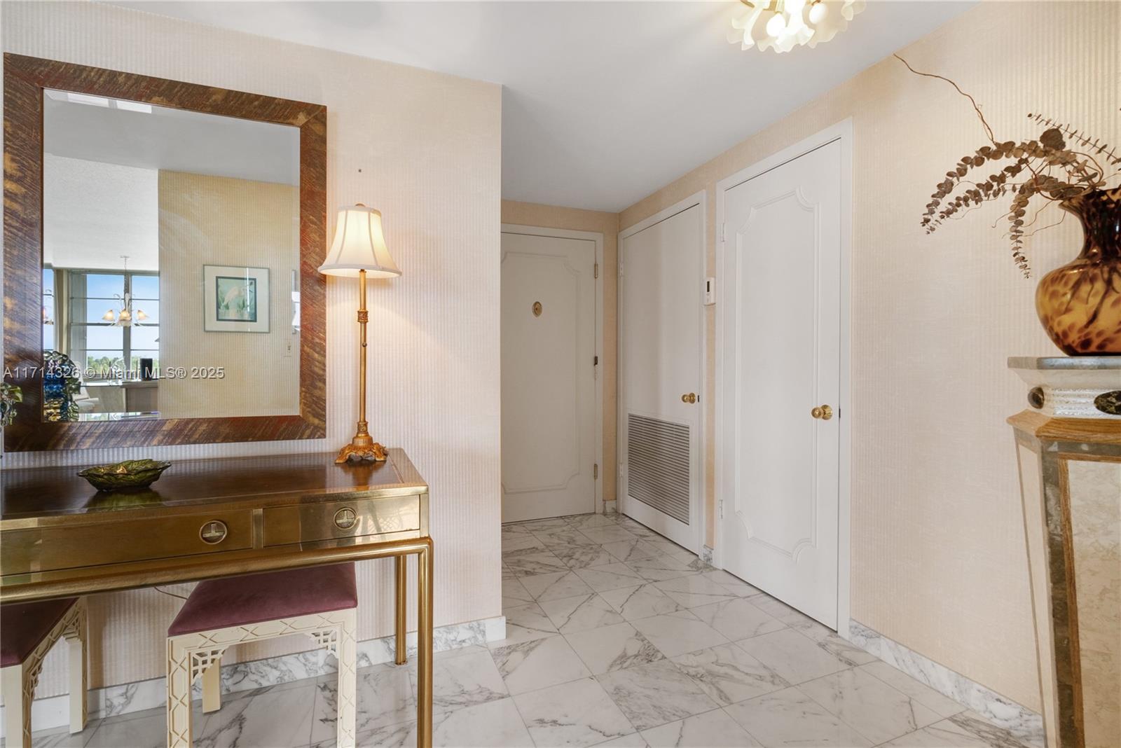 5640 Collins Ave # 6C