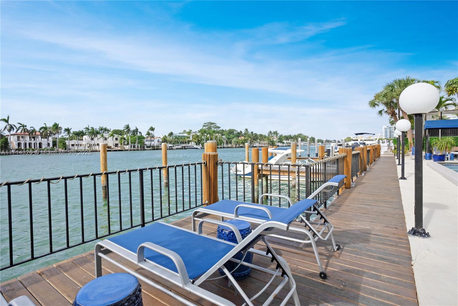 5640 Collins Ave # 6C