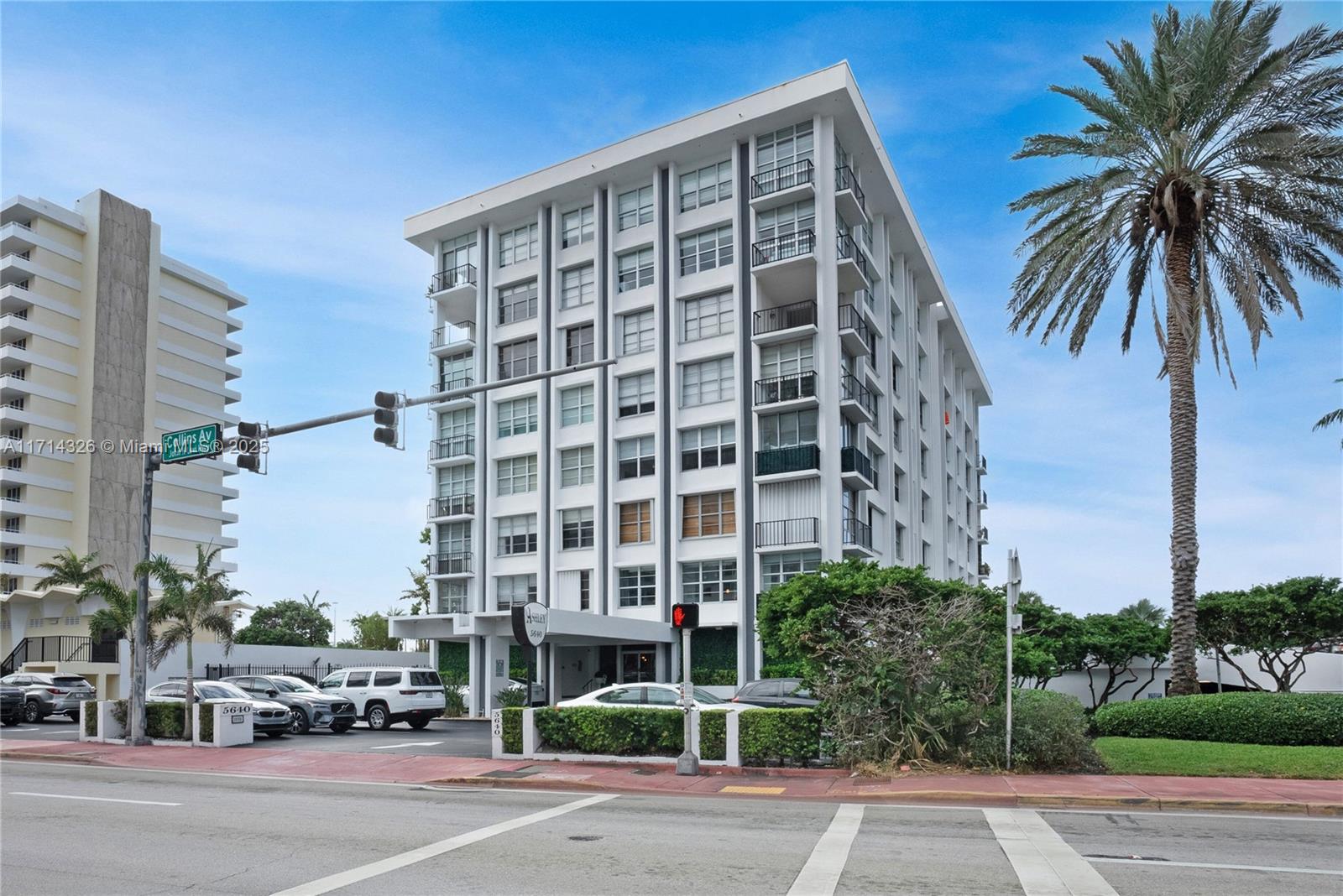 5640 Collins Ave # 6C