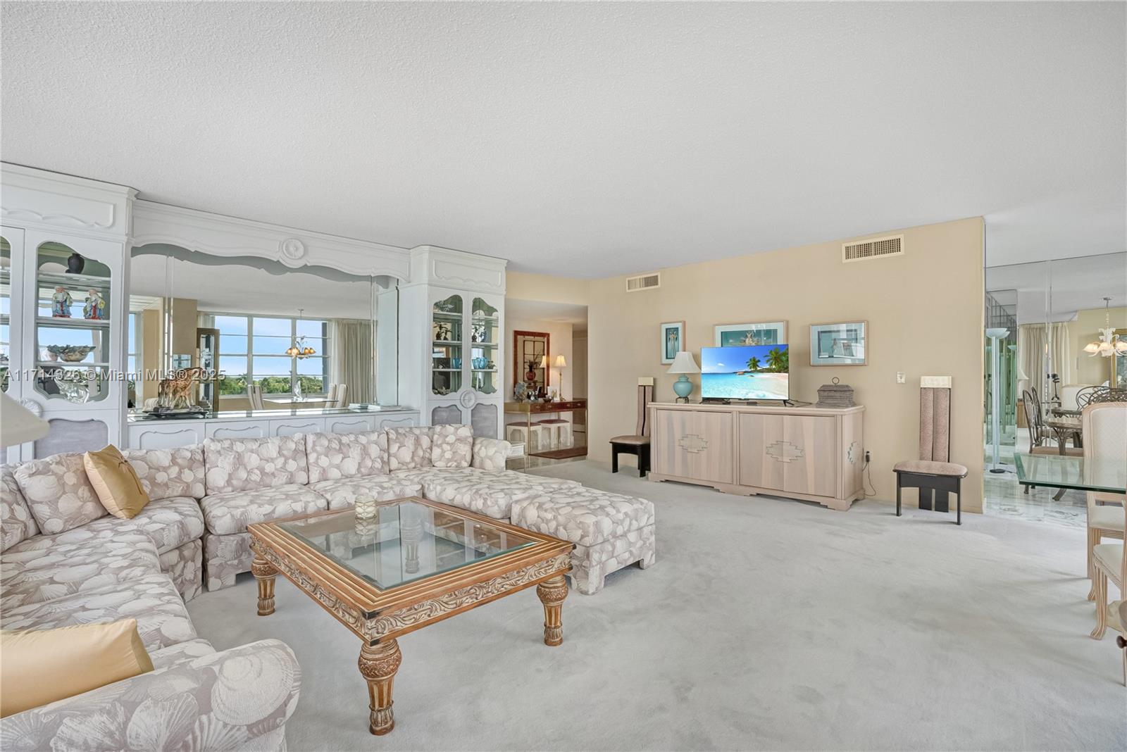 5640 Collins Ave # 6C