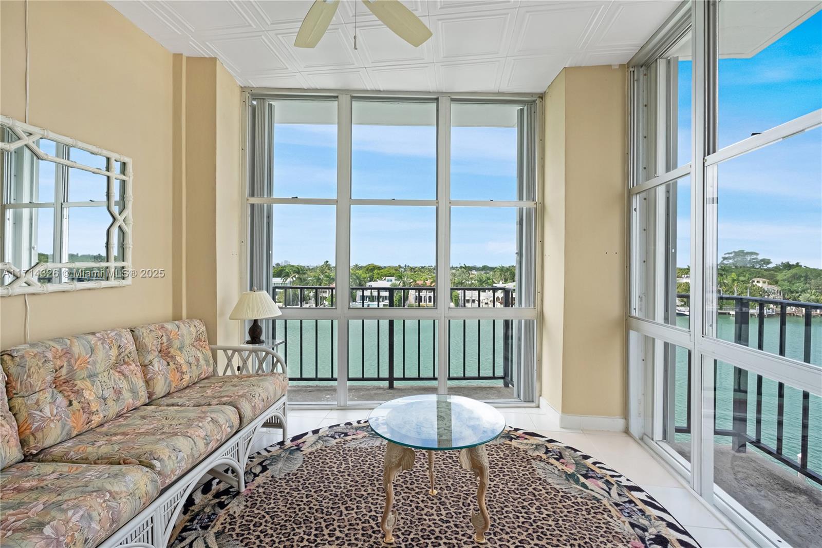 5640 Collins Ave # 6C