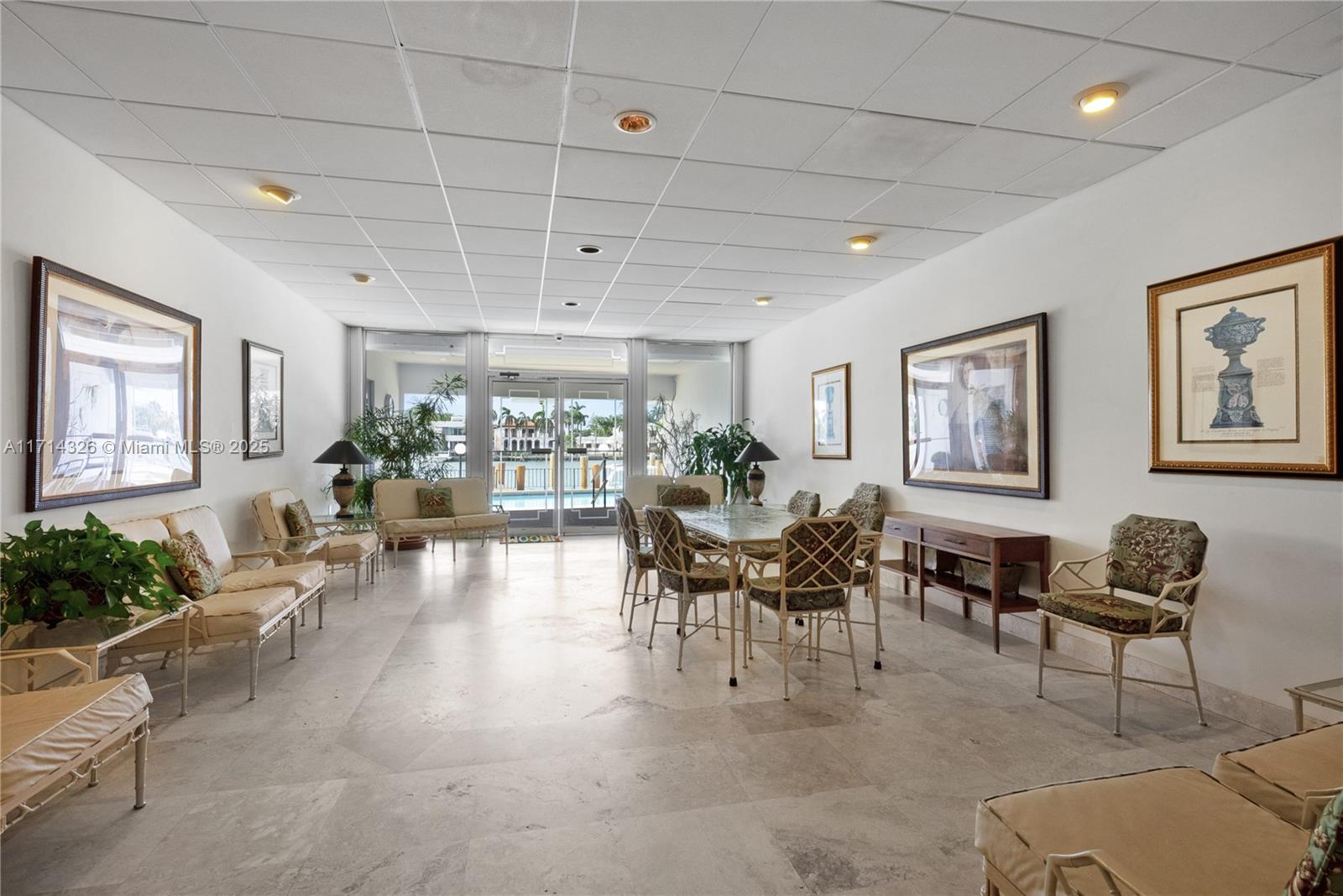 5640 Collins Ave # 6C