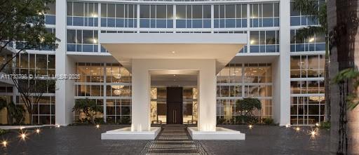 2020 N Bayshore Dr # 2302