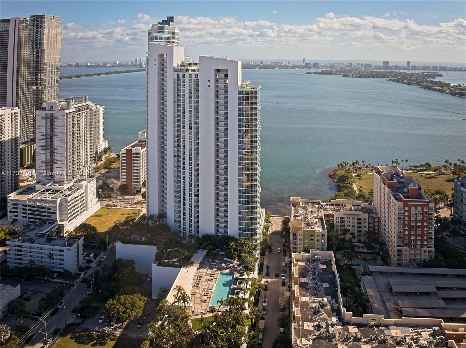 2020 N Bayshore Dr # 2302
