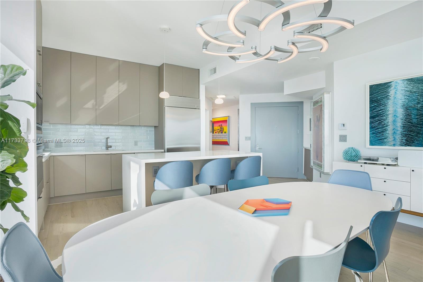 2020 N Bayshore Dr # 2302