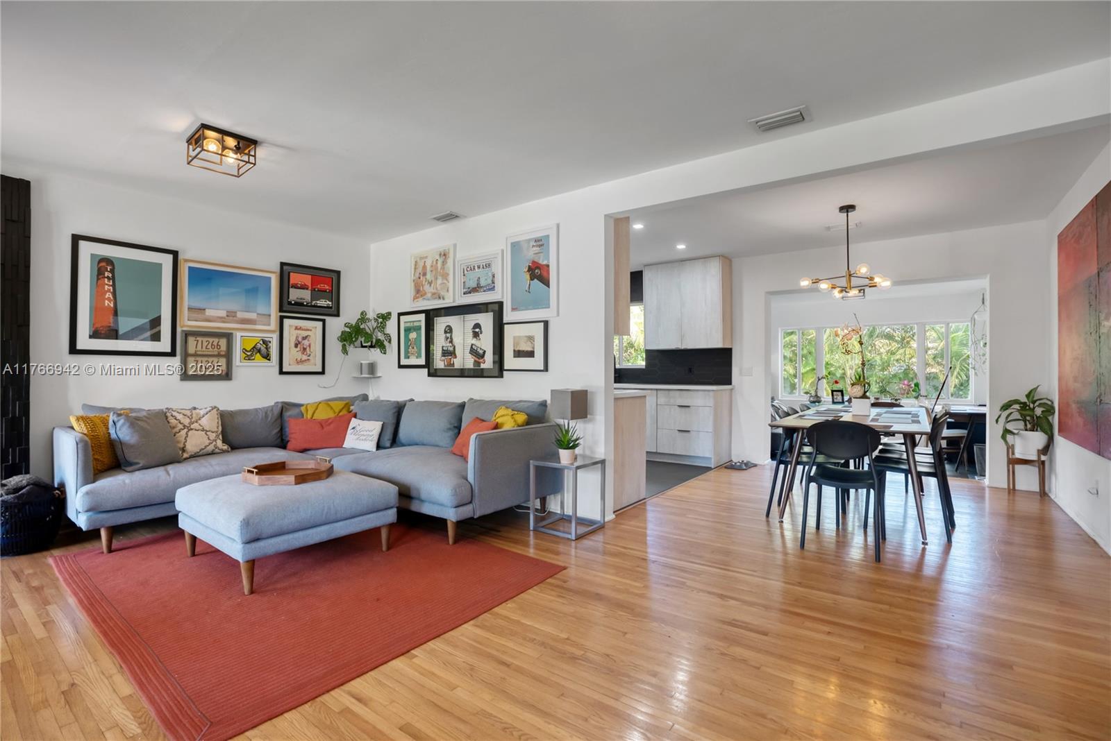 185 NW 115th St
