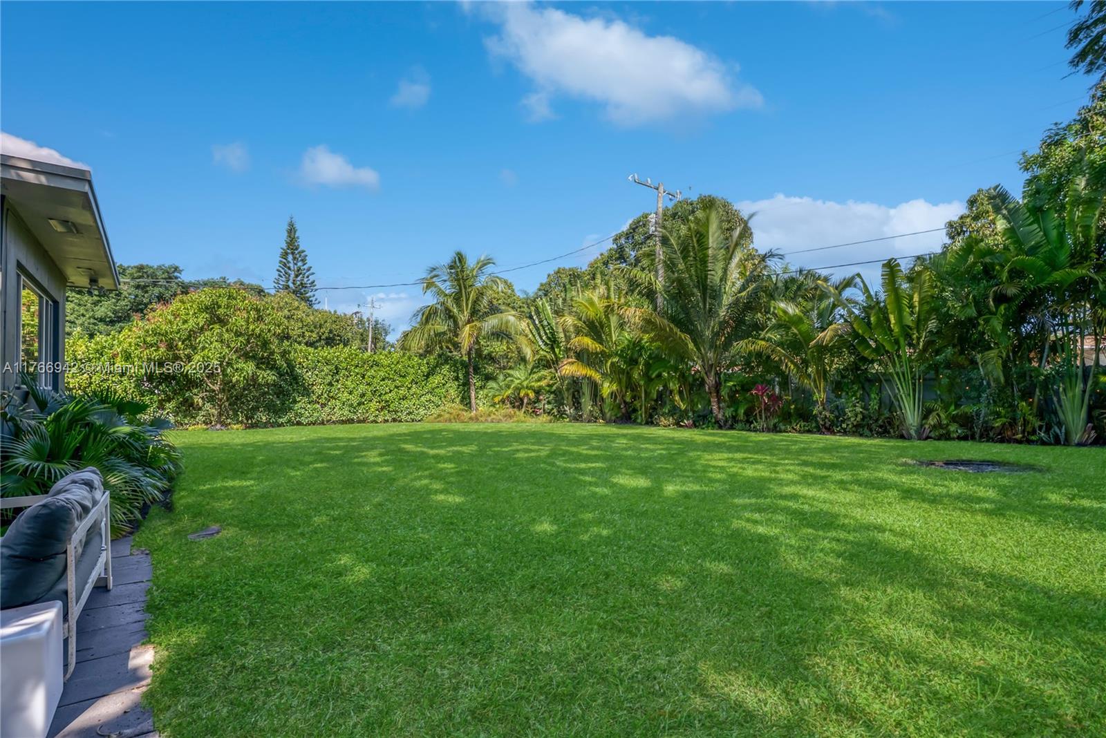 185 NW 115th St