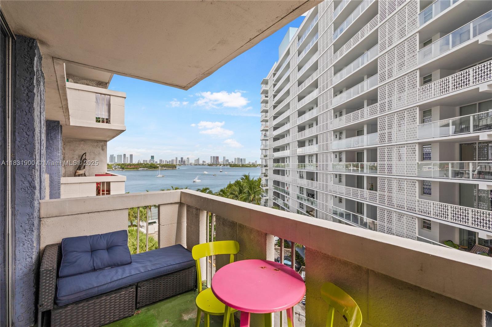 800 West Ave # 636