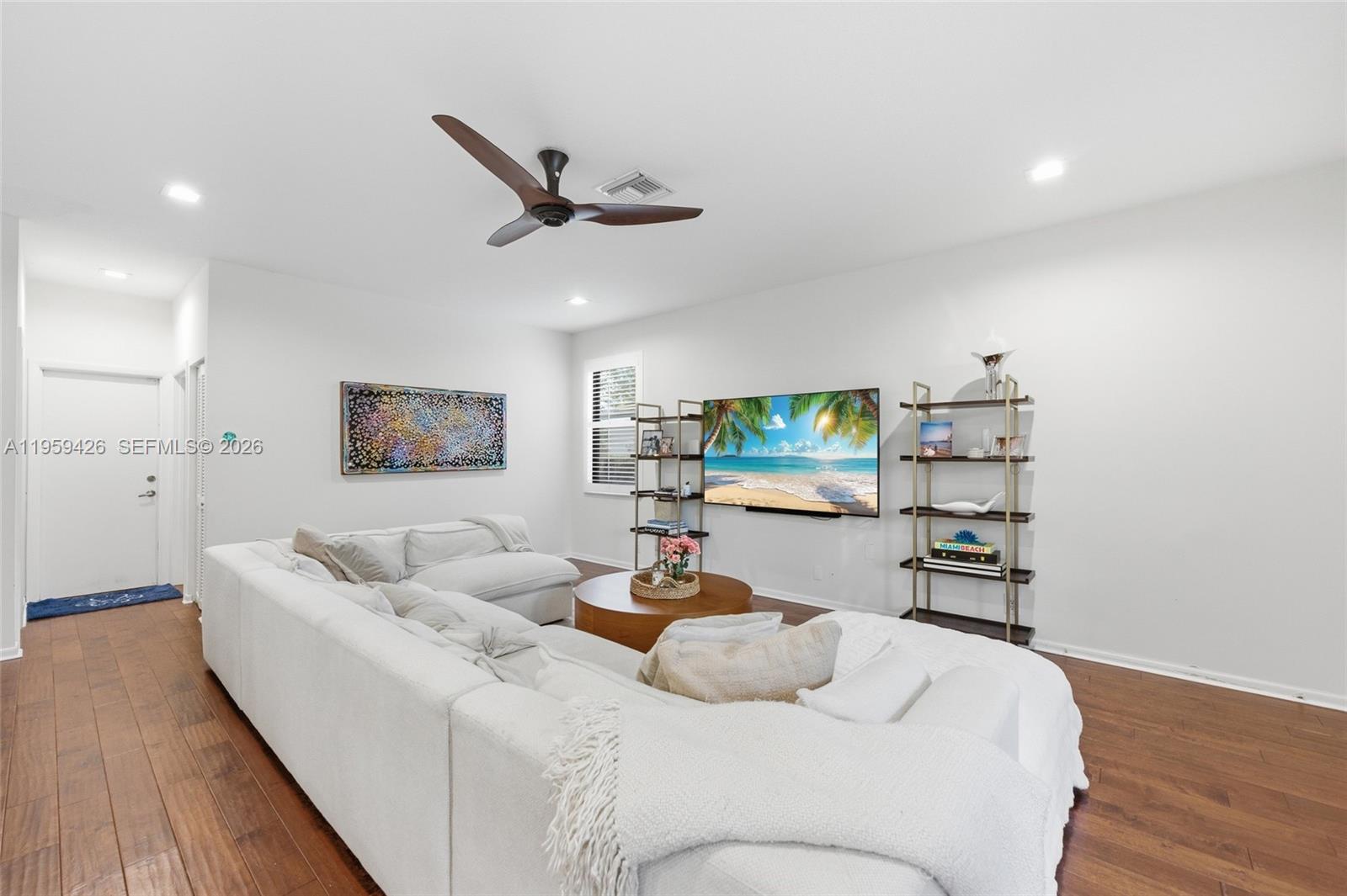 500 Cambridge Dr