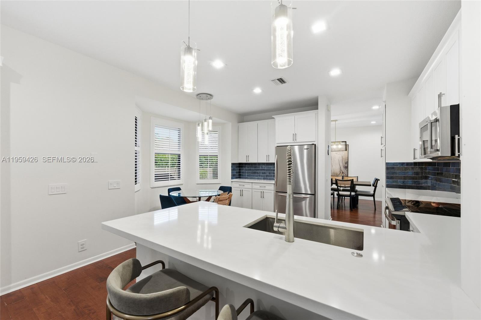 500 Cambridge Dr