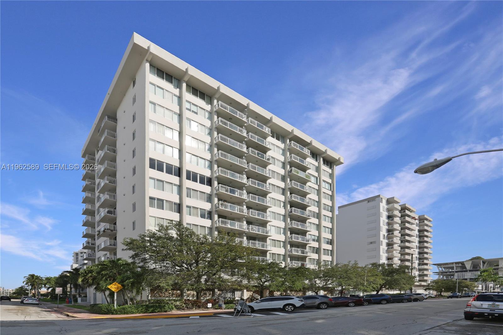 1345 Lincoln Rd # 1003