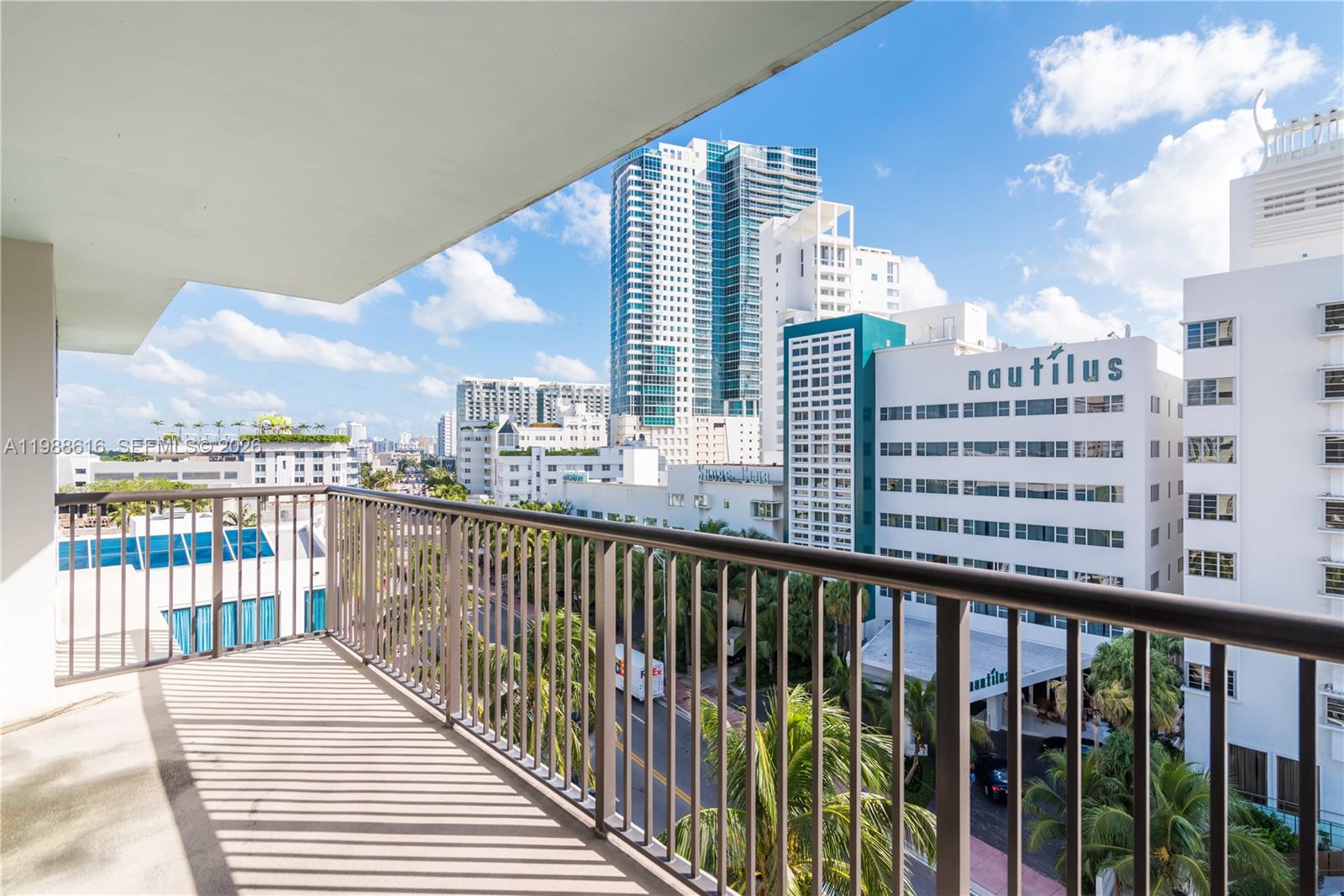 1800 Collins Ave # 8C