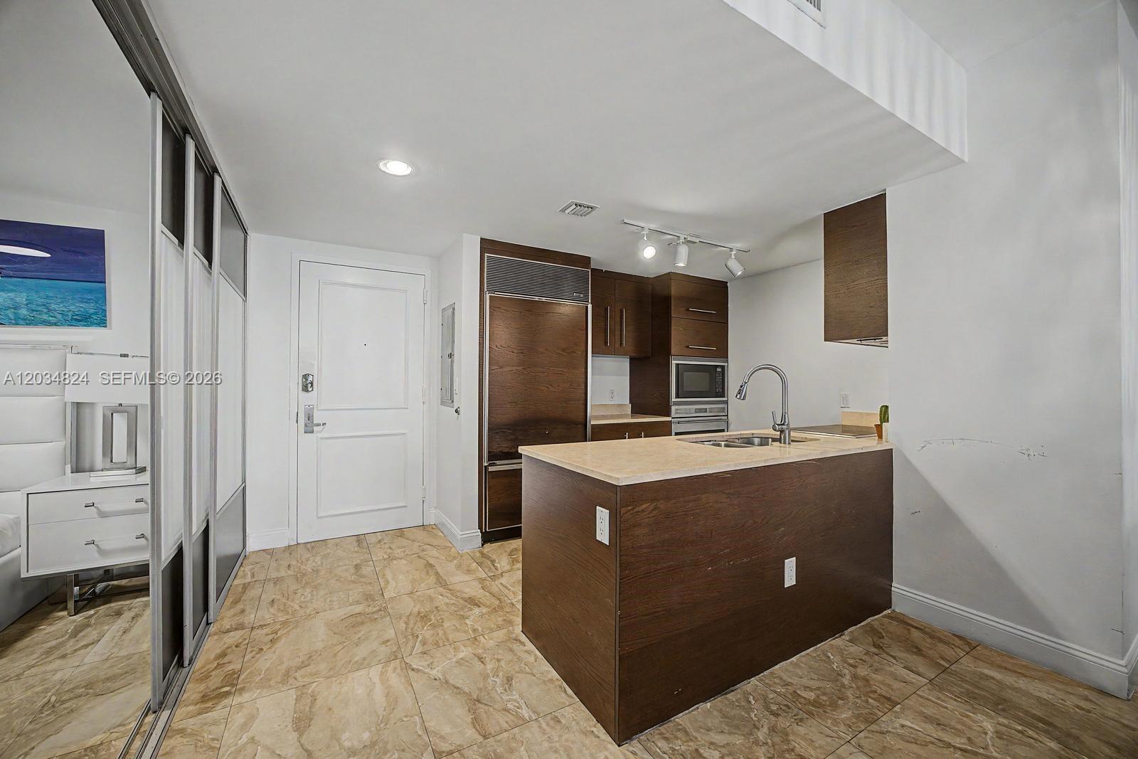 485 Brickell Ave # 2009